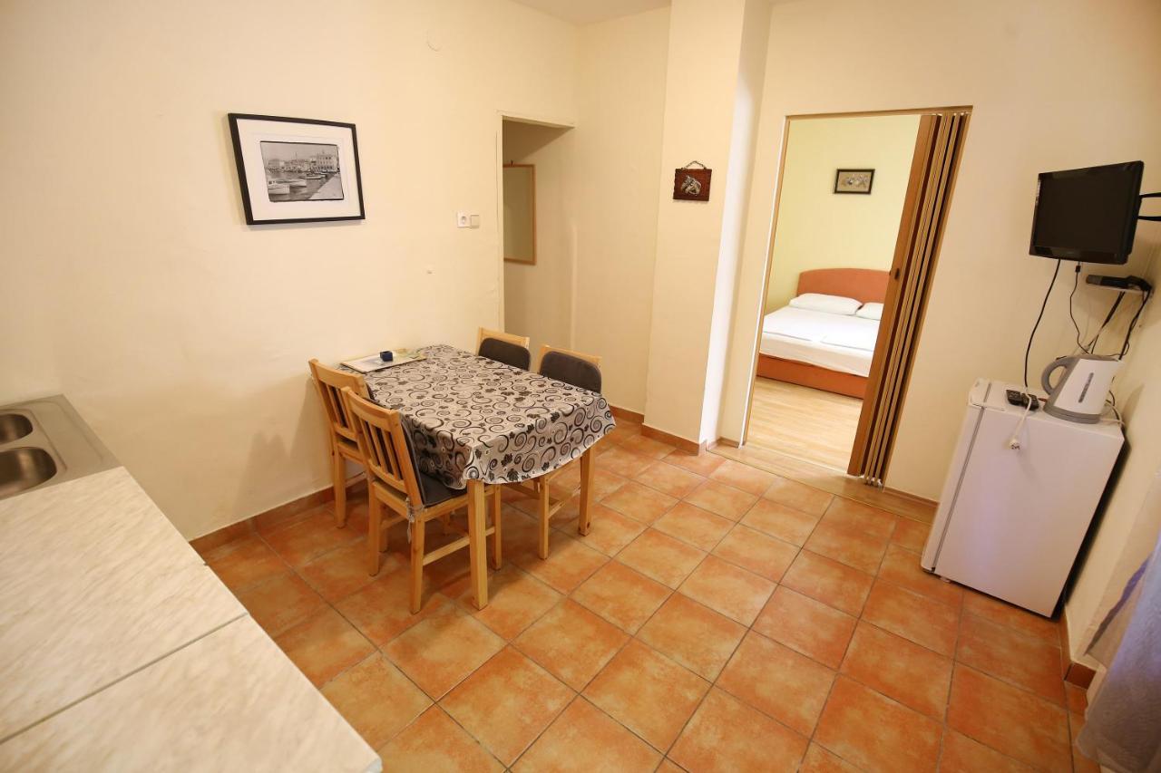 Apartmani Buca Biograd Na Moru Exterior photo