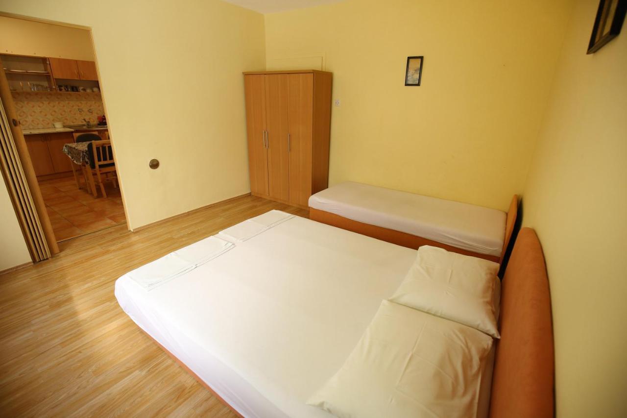 Apartmani Buca Biograd Na Moru Exterior photo